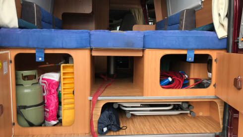 Klaas – FORD TRANSIT POSSL BUSCAMPER 2008