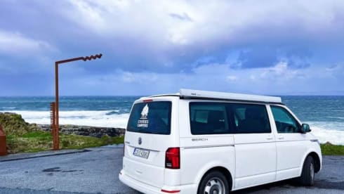VW Beach – 4 berth Volkswagen campervan from 2023