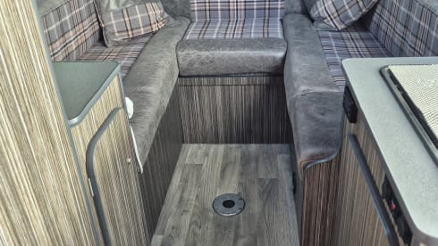 Goose – 2 Schlafplätze, anderes Wohnmobil aus dem Jahr 2010