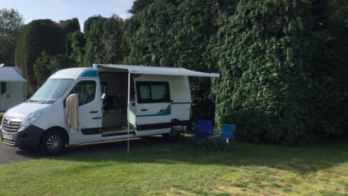 Caddyshack – Vauxhall Movana Umbau