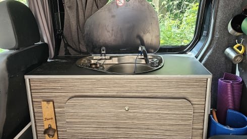 Vance  – 2 berth Citroën dispatch campervan 