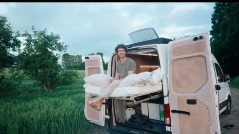 2-seater Volkswagen bus from 2018