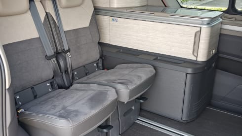 California – Volkswagen-Campingbus für 4 Personen ab 2026
