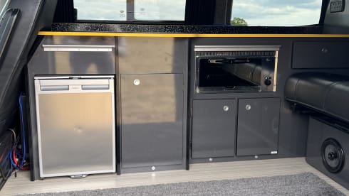 Big Boy – Volkswagen Transporter T30 - Top Spec 