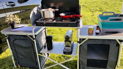 The VANtastic V – 4p Mercedes-Benz rooftop from 2019