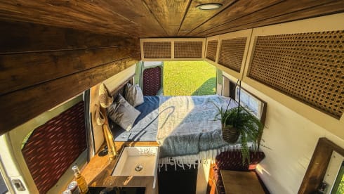 Richard – Ecological Self-Build Camper (Automatic) - Opel Movano 2015 – Richard 