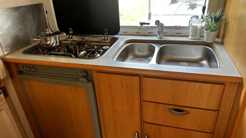 3p Hymer integrated from 2003