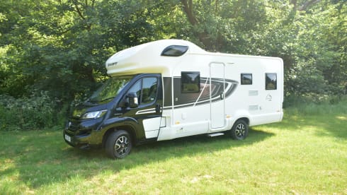 Swift 486 – Swift Edge 486 Black Edition, 6 Berth Motorhome With Bike Rack