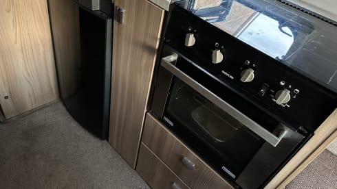 Maddy – 4 berth Fiat Swift Escape 644 from 2014