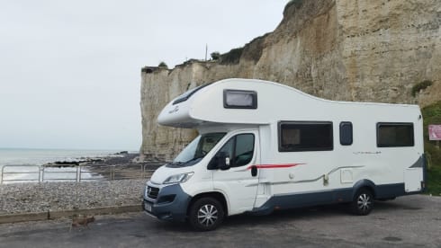 Samantha – Luxury 6 Birth 746 Rollerteam Motorhome