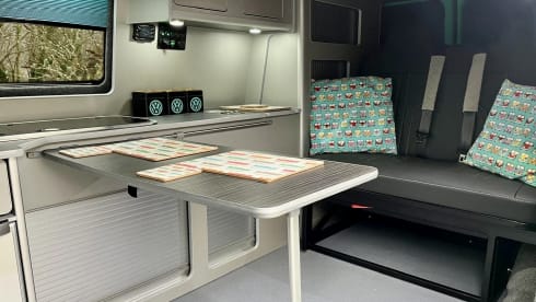 MINTY – T6 LWB T28 Highline4 berth Volkswagen campervan 2018 camper