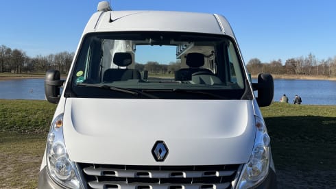 Happy Camper  – 3p Renault camper van from 2011