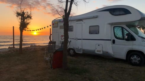 Spacious luxury 6p (family) camper