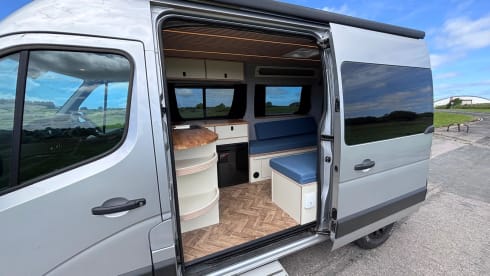 WanderMaster – Camper Renault a 2 posti letto dal 2025
