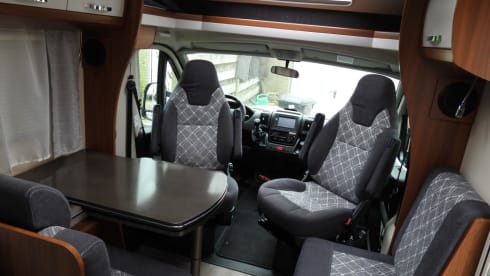 A compact, luxurious 2/3p camper BJ 2018
