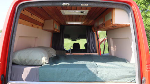 Reddy – Unique DIY Mercedes Sprinter