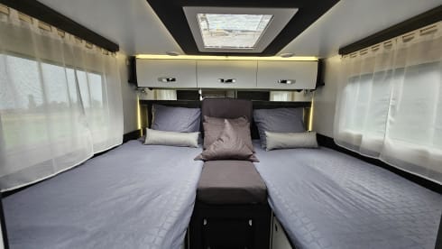 4p Fiat semi-integrated 