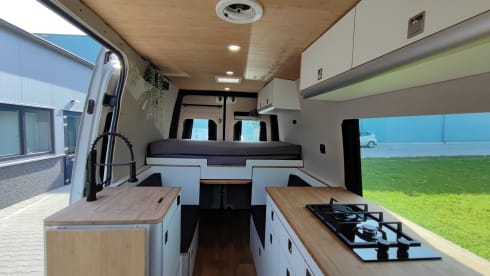 Unique, compact and modern bus camper (self-sufficient)