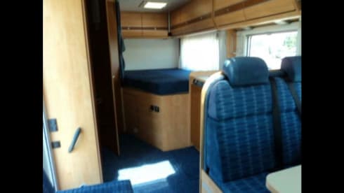 Fine and complete Sunlight with fresh interior