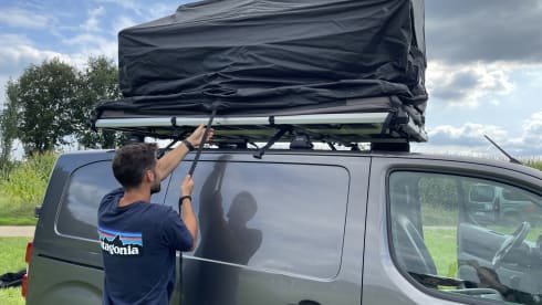 2p Peugeot rooftop from 2019