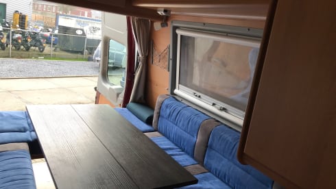 Klaas – FORD TRANSIT POSSL BUSCAMPER 2008