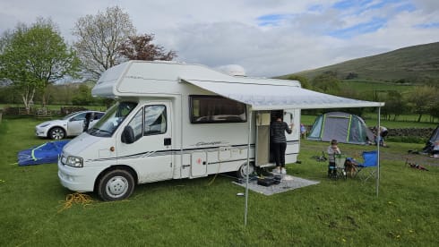 4 berth Peugeot Boxer Compass Motorhome from 2005