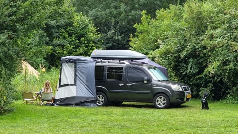 Fiat Doblo Malibu – Hobo/stealth/semi offgrid mini camper.