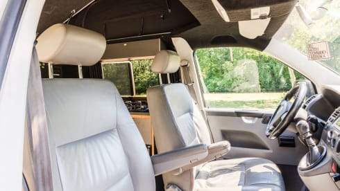 4p Volkswagen campervan from 2004