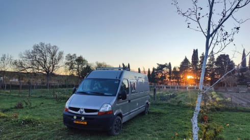 Ronnie – 2p Renault bus uit 2007