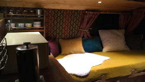 Motzzi  – Stunning van conversion