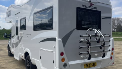 James  – 6 berth Roller Team alcove from 2023