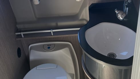 4p Pössl bus uit 2020