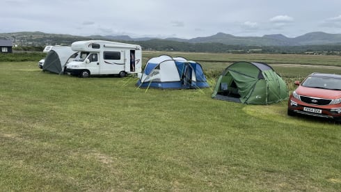 Wanderlust  – 4 berth Autotrail alcove from 2000