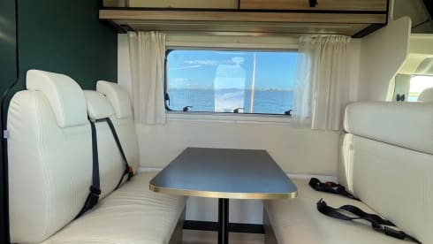Queen L – Nieuwe Rimor camper voor 6