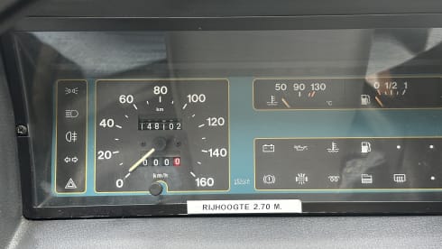 Jeranca – Cozy camper for 4 persons with reversing camera.