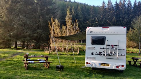 Family Fiat Bessacarr  5berth/5belt Motorhome Hire