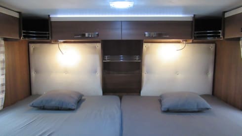 MCLouis Venis 873G integral