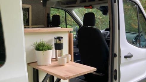 Obbekoe – 2p Ford campervan uit 2025