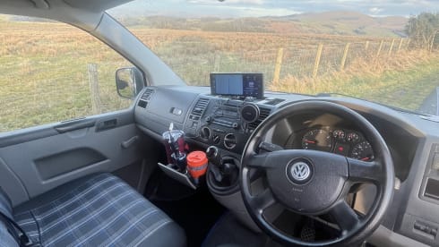 Nessi – "Nessi" VW T5 High Top Campervan, King Size Bed, 2008