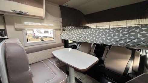 McLouis Carat 873 - Modello 2023 - Completamente attrezzato - 4/5 persone