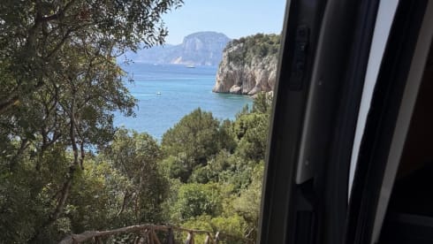 The Adventure Van – Sunlight Adventure 6.40 NOUVEAU (mai 2026) Camping-car, porte-vélos, panneau solaire 