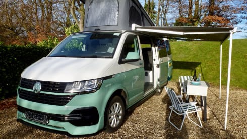 Betsy – Betsy the VW Campervan from 2023 sleeps 4
