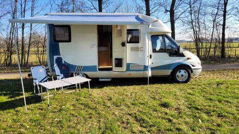 Bobby – 2p Ford semi-integrated from 2006