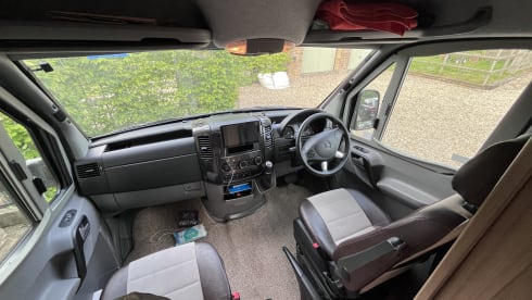 Hamish – 2 berth large campervan 2015 based on Mercedes Sprinter van