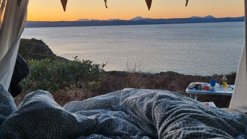 Zelfbouwcamper met dakhangmatten – 2p Renault campervan from 2015