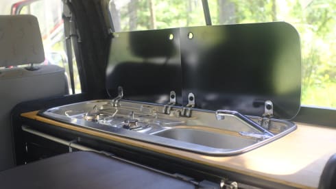 "Thermos" – 2 berth '02 VW T4 - *Insurance included* -  3 miles from INVERNESS AIRPORT 