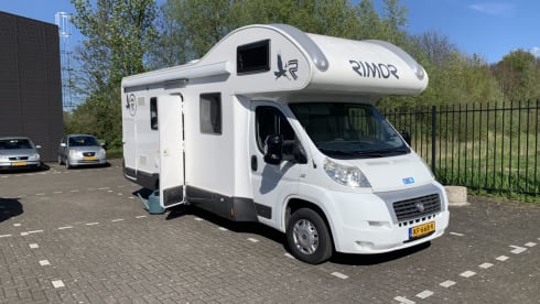 Maggie – Fiat Ducato Rimor Alkoof