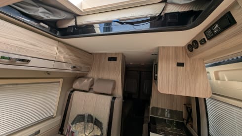 Ebbw Campervan – Autobus 4 couchettes (autre modèle à partir de 2023)