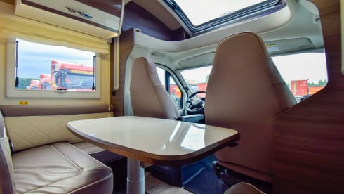 Camperoni – 4p Fiat semi-integrated from 2024