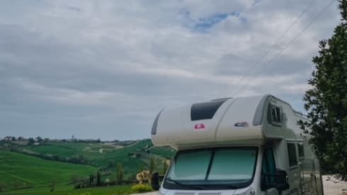 6p Adria Mobil Alcove